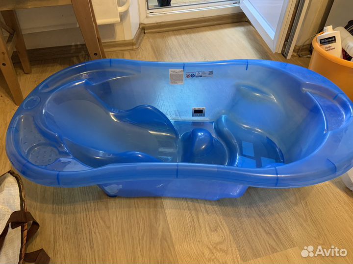 Ванночка для купания с горкой