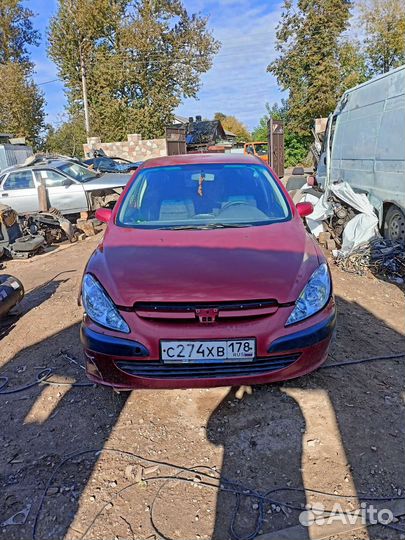 Разбор на запчасти Peugeot 307