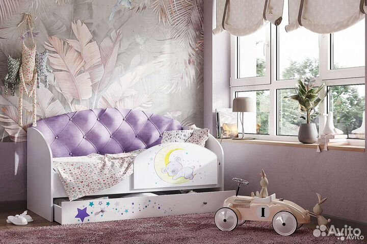 Детская кровать софа с каретной стяжкой Стразы