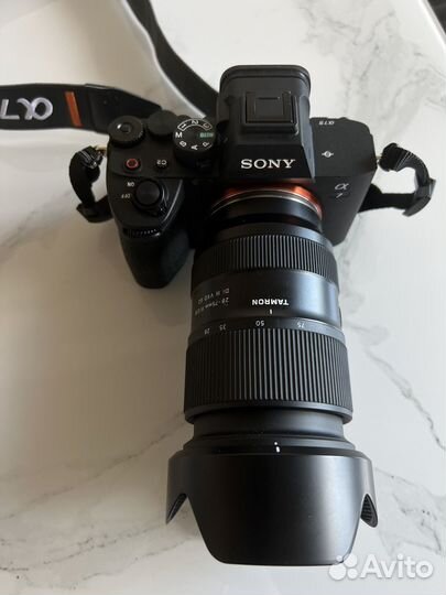 Зеркальный фотоаппарат sony a7 iv + 2 флэшки