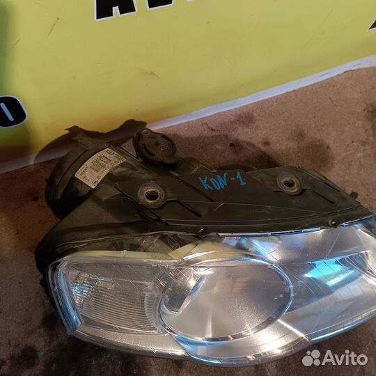 Фара передняя правая Volkswagen Passat B6