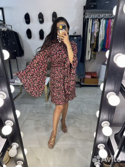 Платье в цветочек