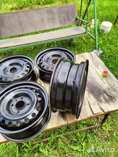 Продам штампованные диски R 15 4*114.3