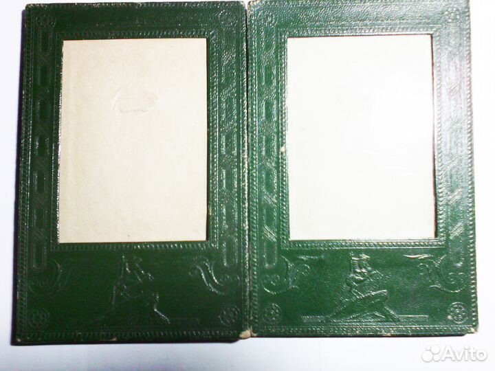 Рамки для фото винтажные. Цена за обе