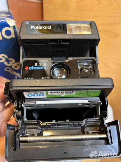 Пленочный фотоаппарат Polaroid 636