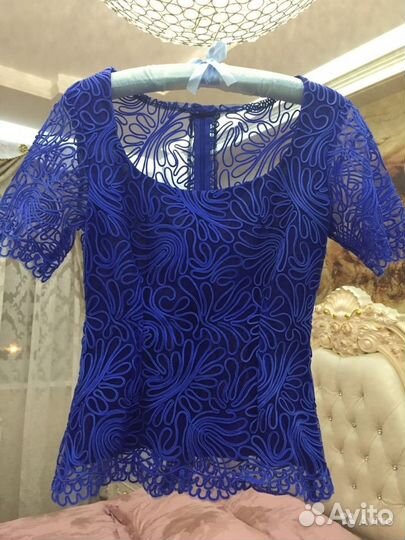 Гипюровая кофта синяя