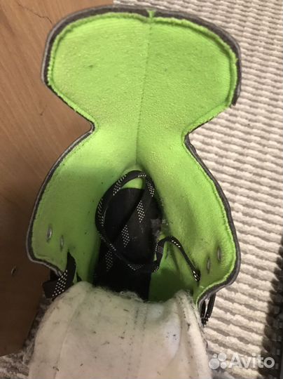 Хоккейные коньки 43