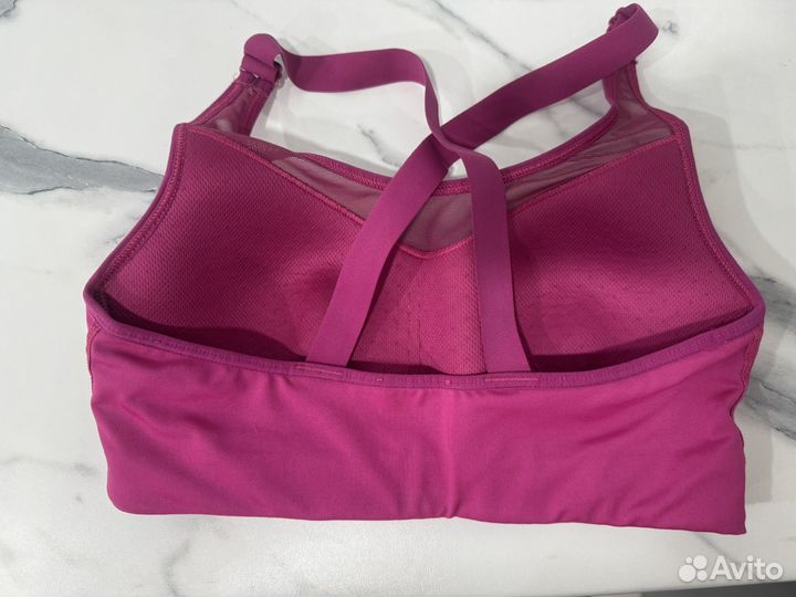 Топ женский спортивный