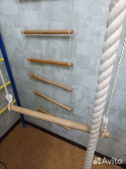 Шведская стенка с турником бу