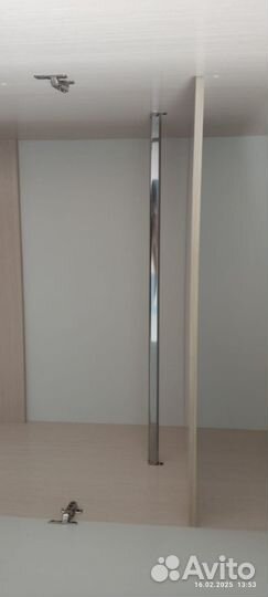 Шкаф 3 х створчатый с зеркалом