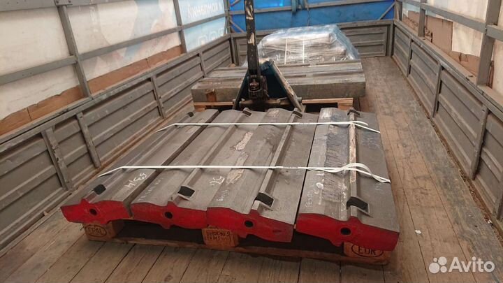 Молотки, било, брони, конусы, плиты для дробилок