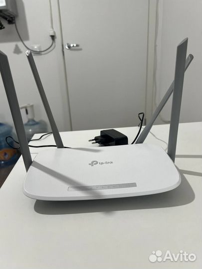 Wifi роутер Роутер TP-link EC220-G5