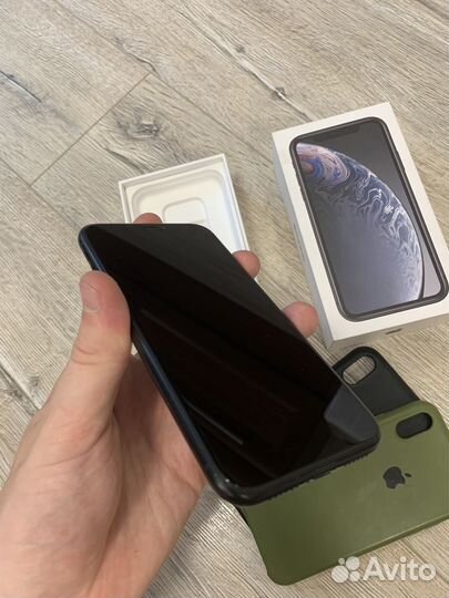 iPhone Xr, 64 ГБ