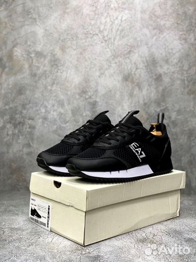 Кроссовки Armani