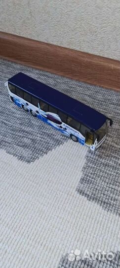 Модель автобуса