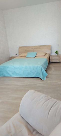 Квартира-студия, 54 м², 14/17 эт.