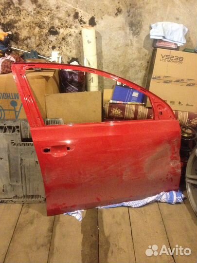 Продам дверь на WV golf 6