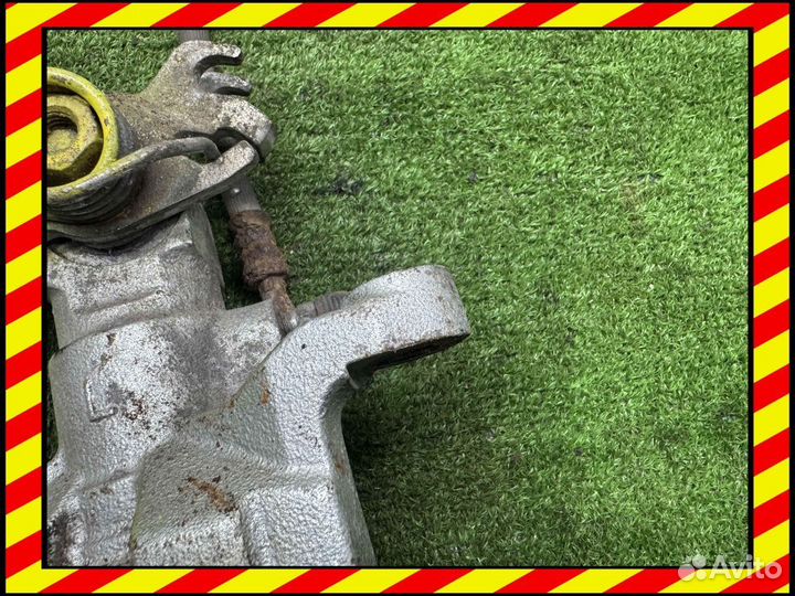 Суппорт тормозной задний левый Mazda 6 1 0