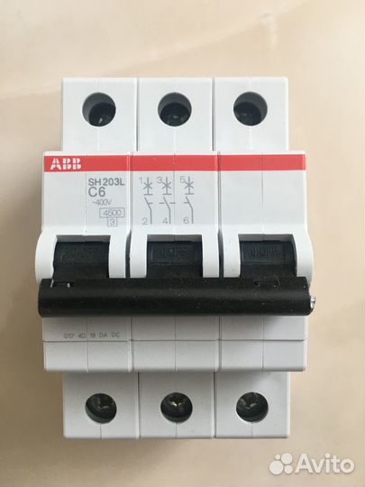 Автоматический выключатель ABB