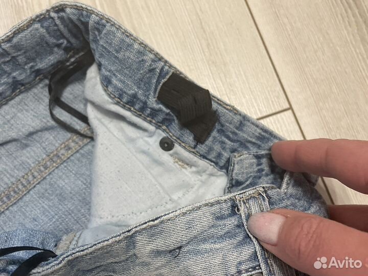 Джинсовые шорты