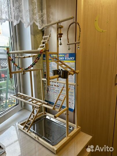 Игровая площадка для попугая