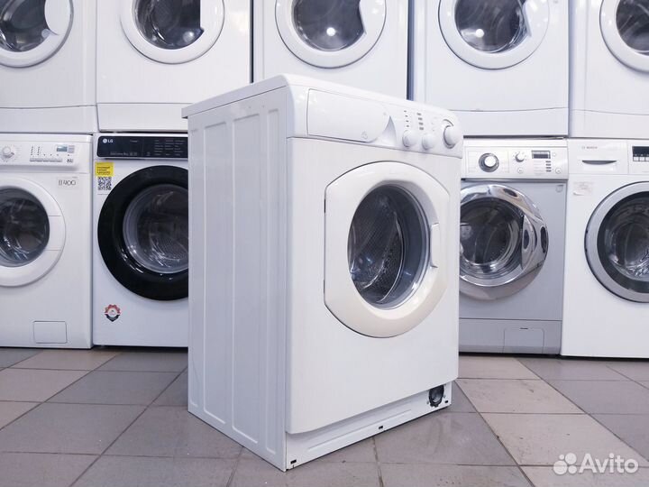 Стиральная машина Ariston