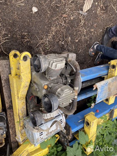 Воздушный компрессор