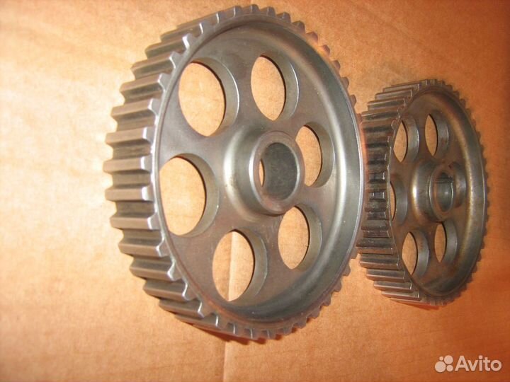 Шестерни распредала ваз на 8-кл. двигатель