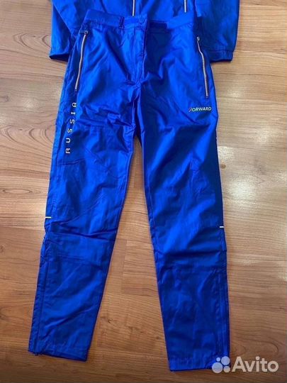 Костюм парадный женский Forward