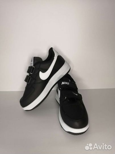 Кроссовки детские Nike