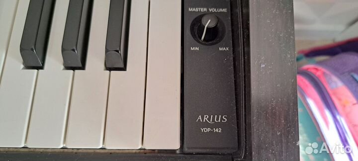 Цифровое пианино yamaha arius ydp 142