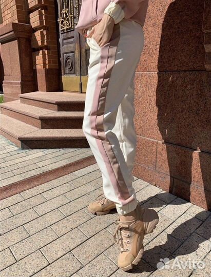 Костюм спортивный