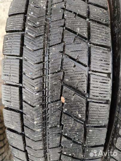 Bridgestone Blizzak VRX 185/70 R14