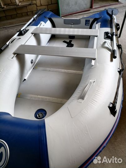 Лодка Yamaran T300