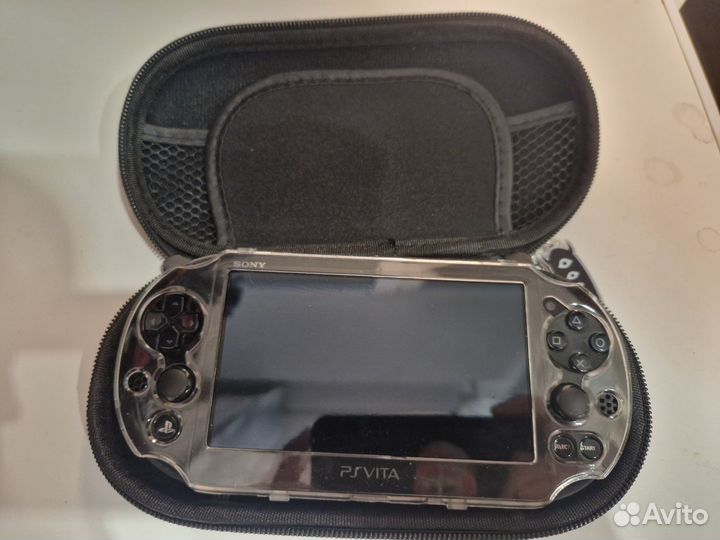 Приcтaвка PlayStation Vita