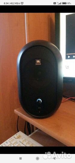 Студийный монитор JBL 104