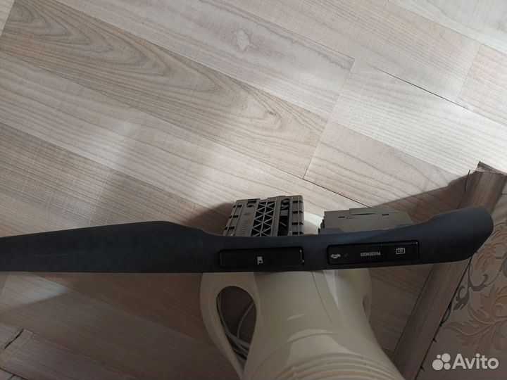 Накладка консоли передней панели