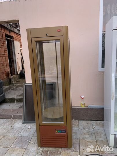 Холодельник для тортов и пирожных