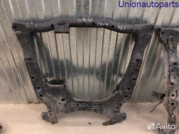 Подрамник Хонда црв 4