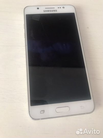 Samsung galaxy j5 2016