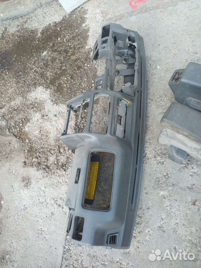 Пластик салона mitsubishi pajero 2