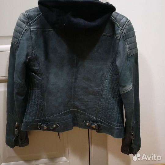 Куртка кожаная женская 42-44