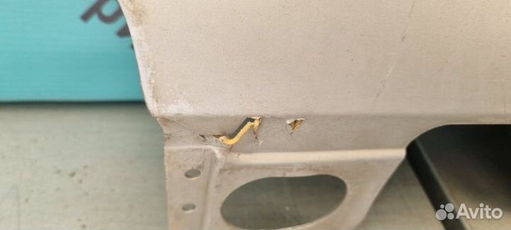 Накладка порога (наружная) правая Mercedes-Benz