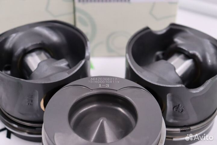 Поршень A6420300518