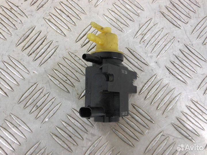 Клапан ваккумный Мерседес OM656