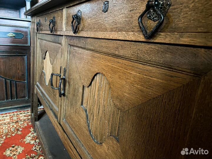 Полубуфет старинный