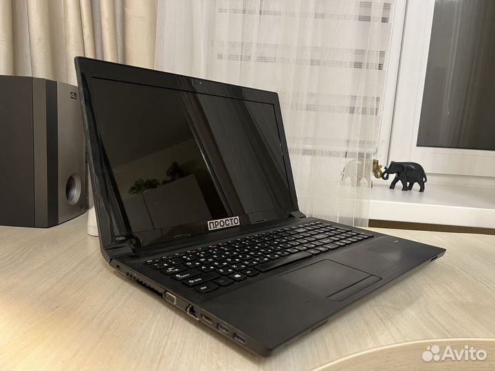 Lenovo v580c запчасть рамка матрицы