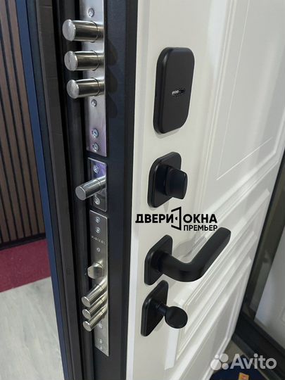 Дверь входная Аврора