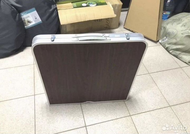 Стол складной со стульями 4шт чемодан новый
