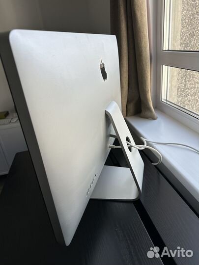 Монитор и ноутбук apple в подарок трекпарк